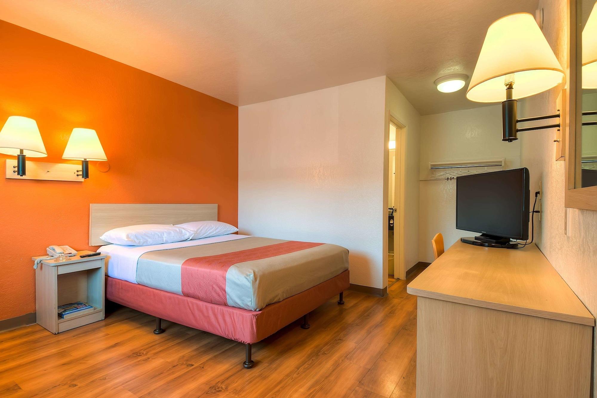 Motel 6-Westminster, Ca - South - Long Beach Area Экстерьер фото