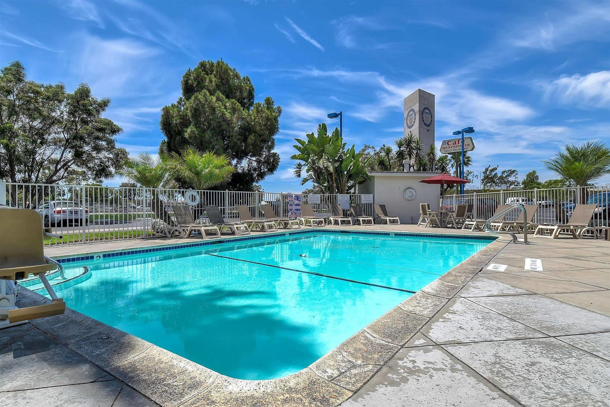 Motel 6-Westminster, Ca - South - Long Beach Area Экстерьер фото